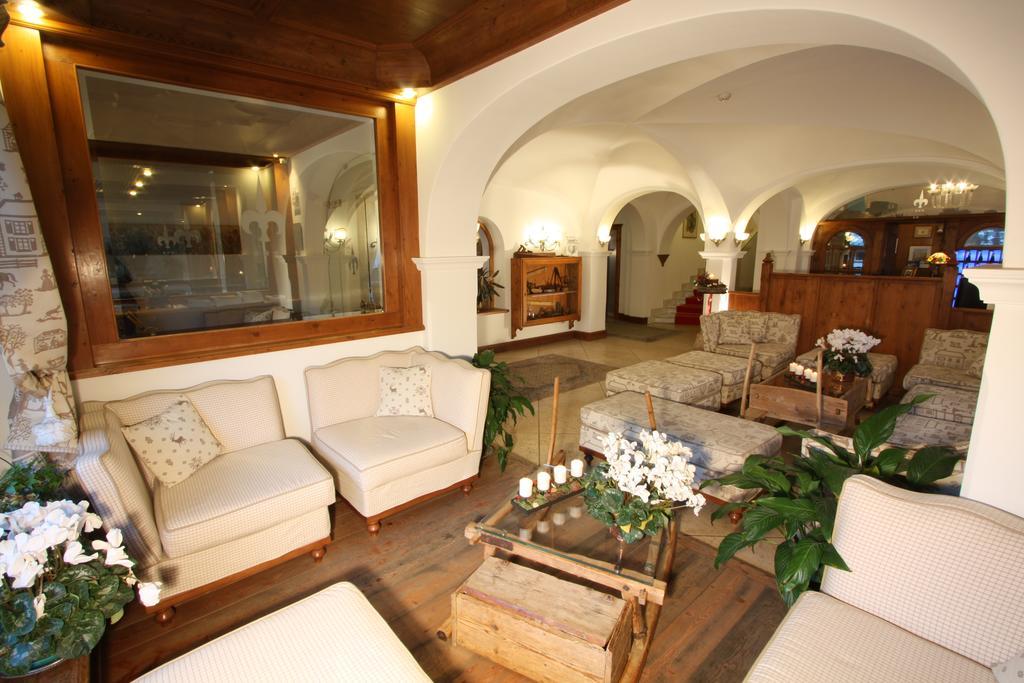 Hotel Trieste Cortina dʼAmpezzo Esterno foto