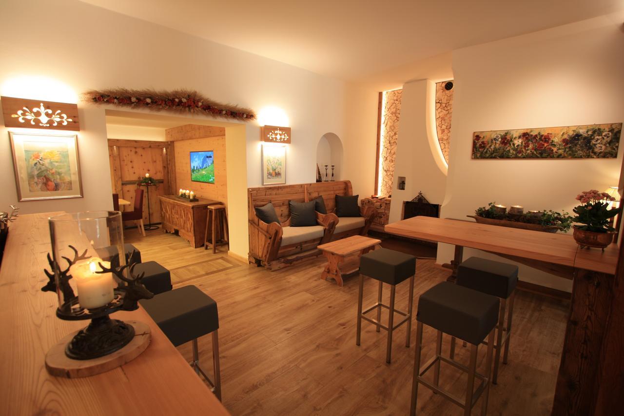 Hotel Trieste Cortina dʼAmpezzo Esterno foto