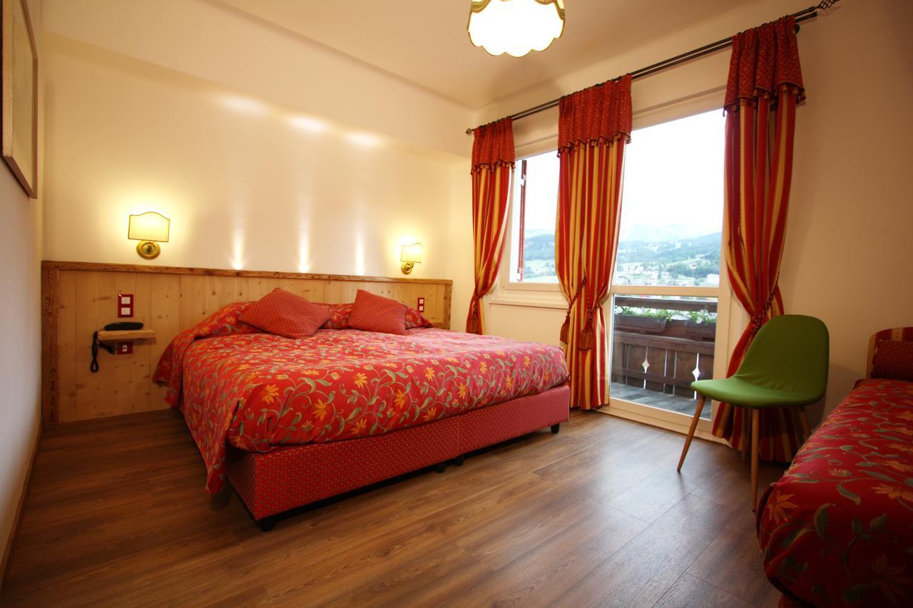 Hotel Trieste Cortina dʼAmpezzo Esterno foto
