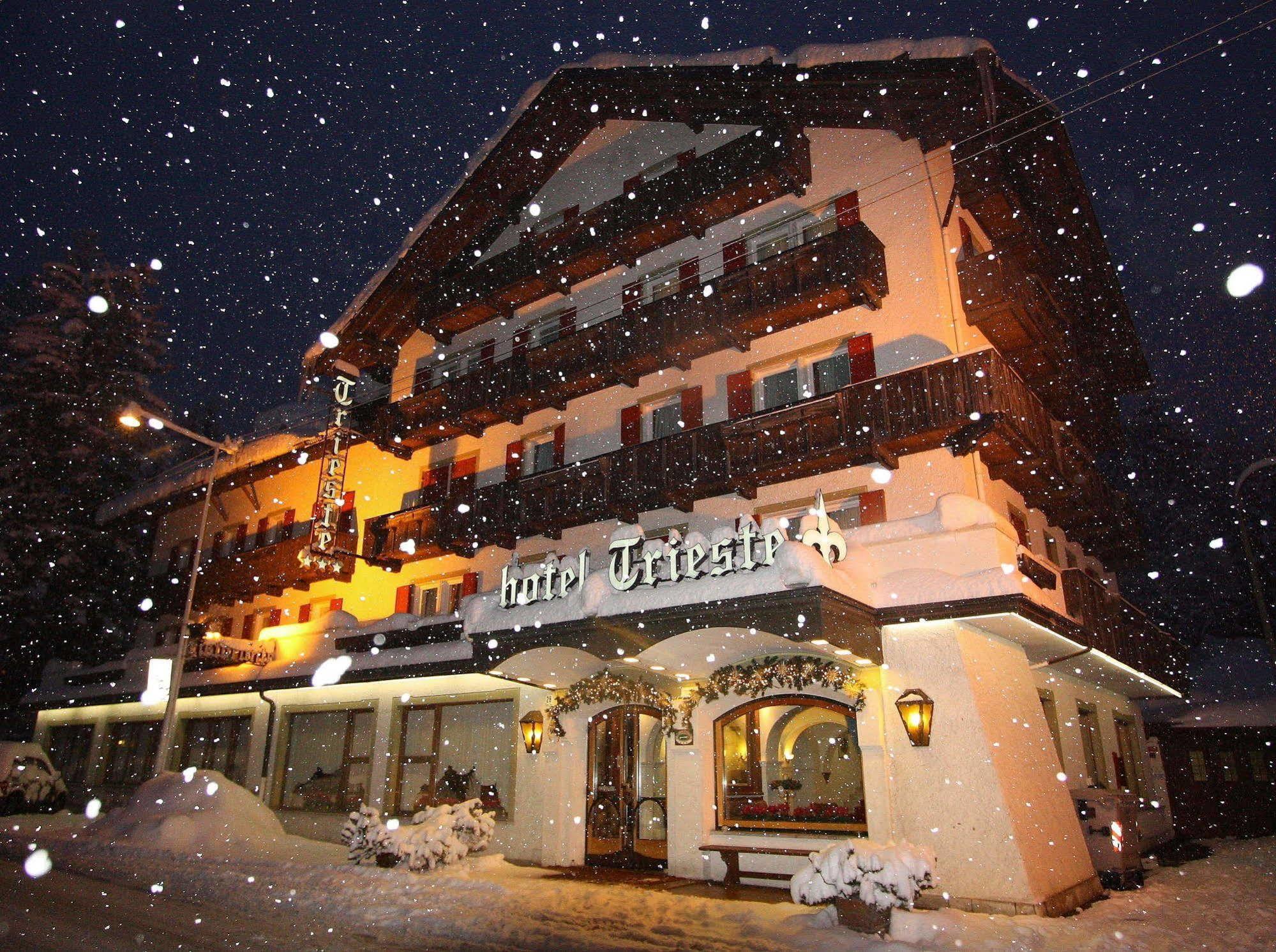 Hotel Trieste Cortina dʼAmpezzo Esterno foto