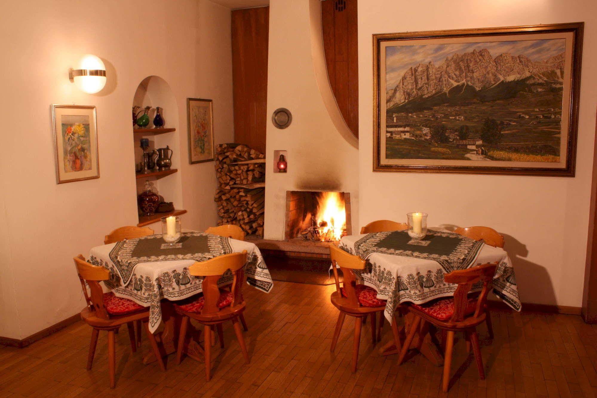 Hotel Trieste Cortina dʼAmpezzo Esterno foto