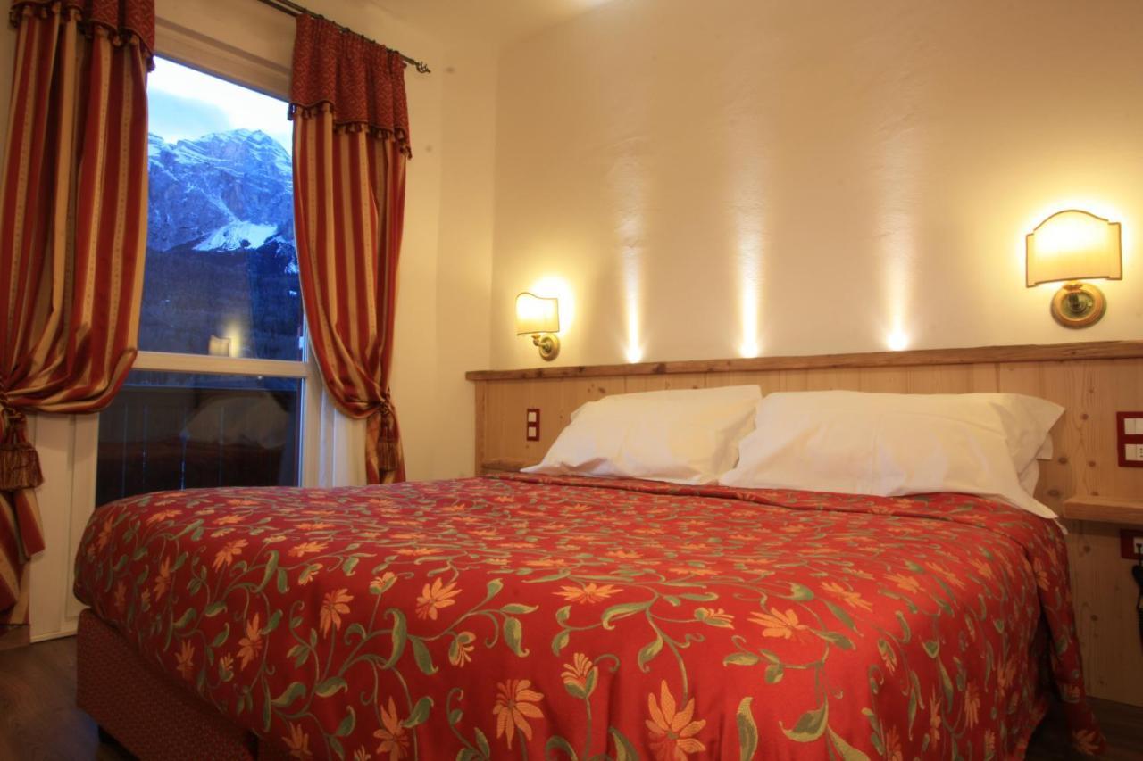 Hotel Trieste Cortina dʼAmpezzo Esterno foto