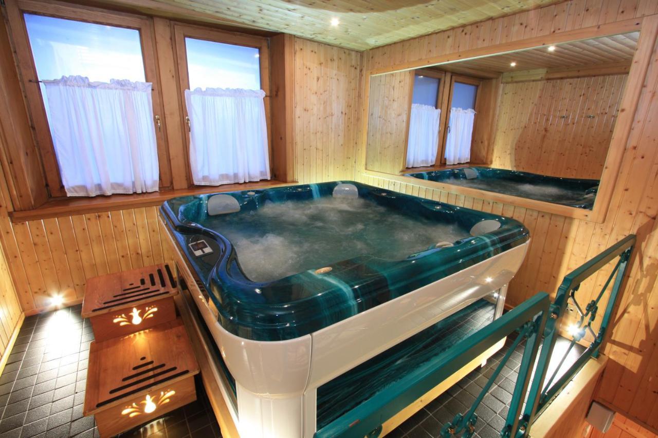 Hotel Trieste Cortina dʼAmpezzo Esterno foto